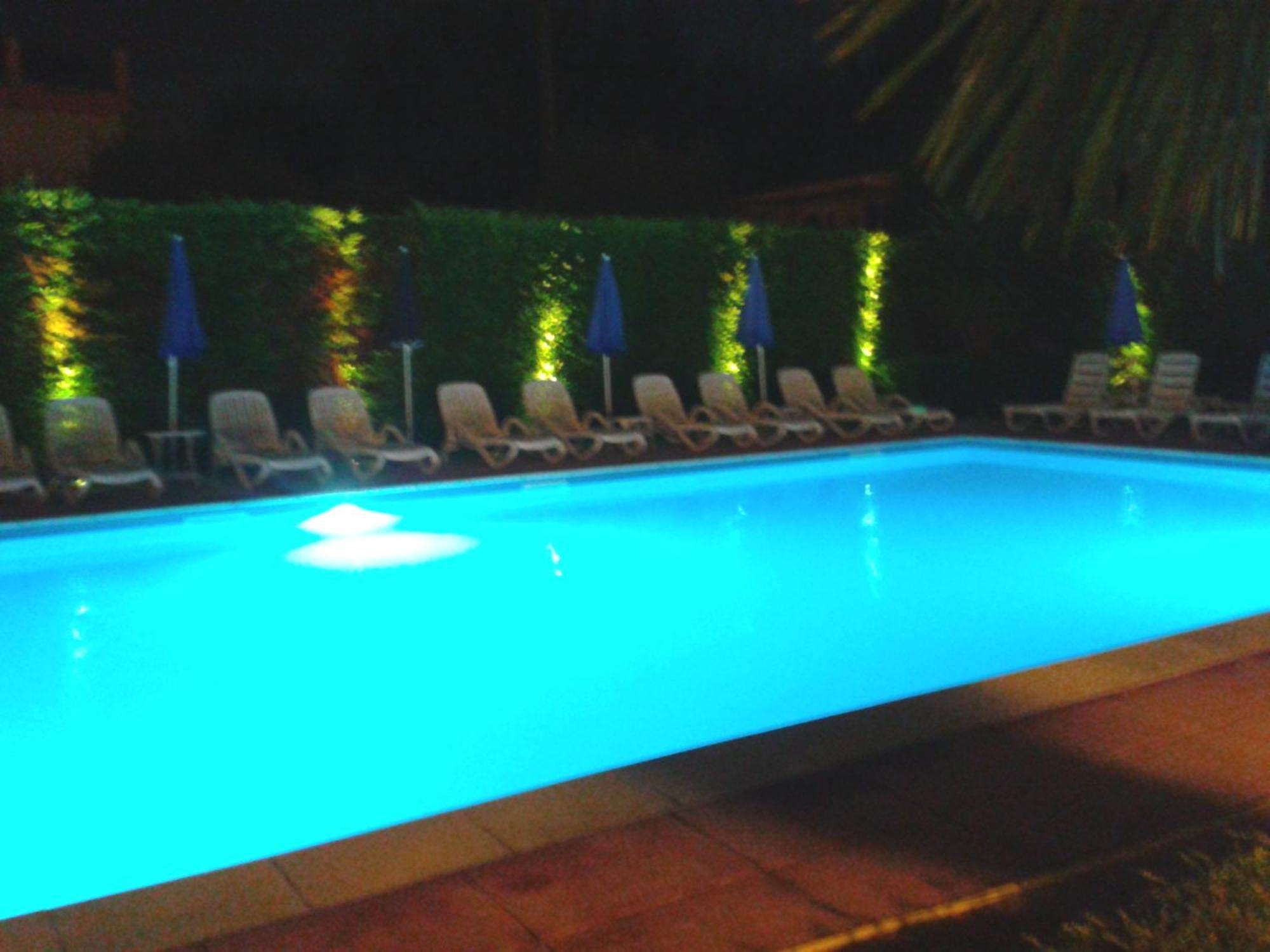 Hotel Fornaci เปสเคียรา เดล การ์ดา ภายนอก รูปภาพ